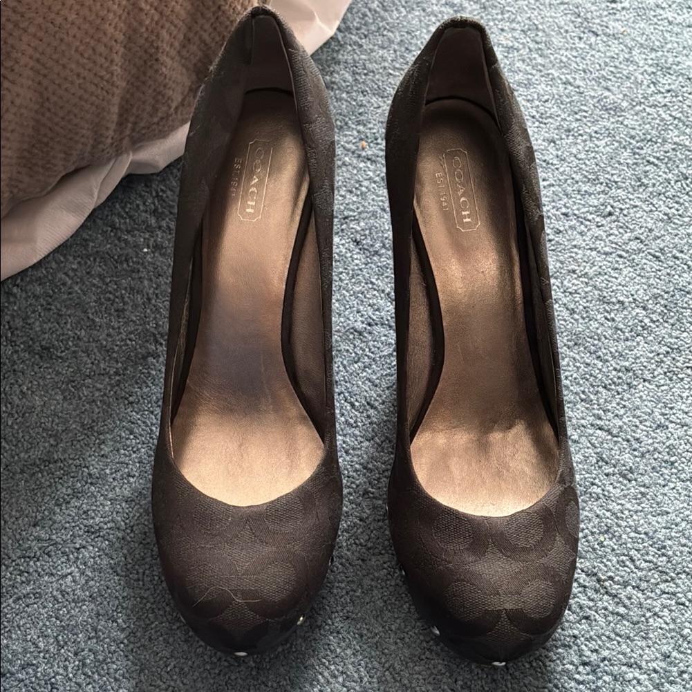 Coach Women's Black Pumps
